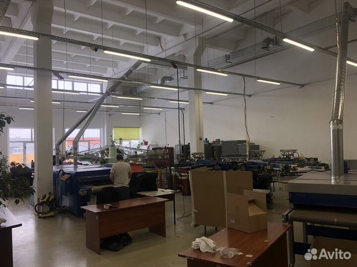 Разнорабочий в печатном цеху