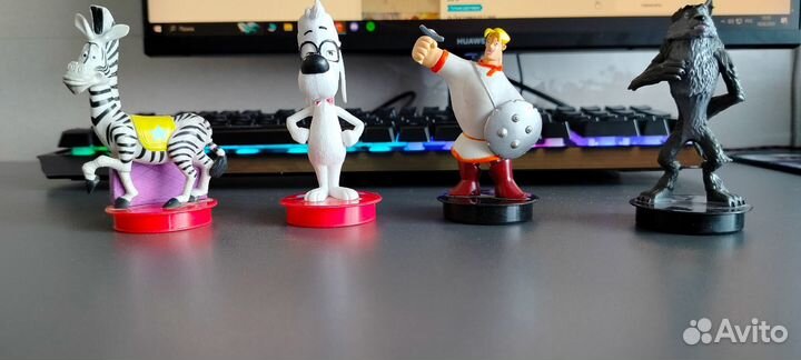 Игрушки из киндера