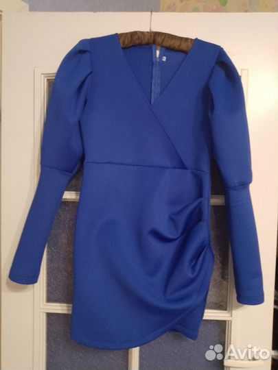 Очень стильное платье размер m