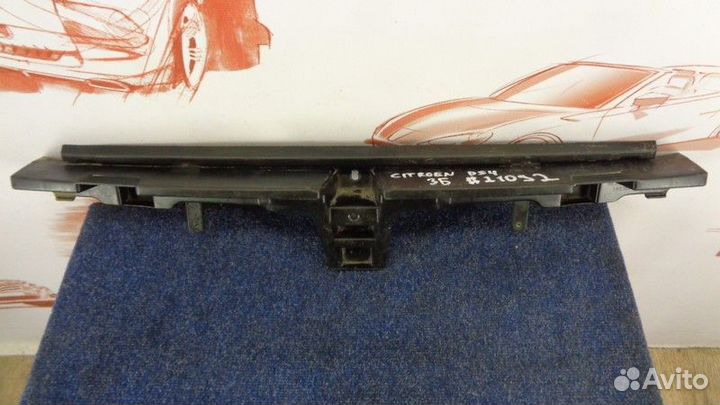 Кронштейн бампера заднего центральный Citroen DS4