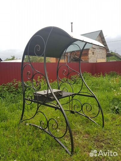 Кованые мангалы с крышей