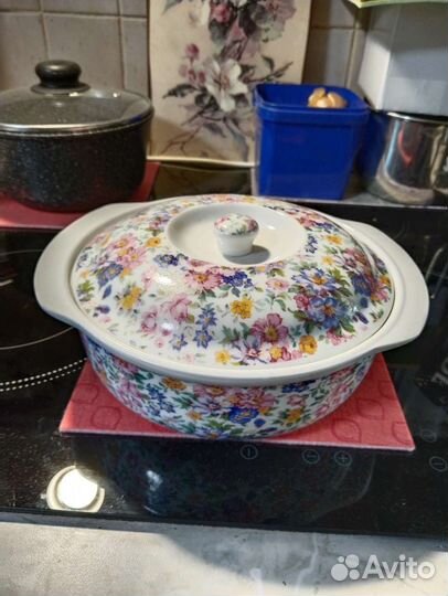 Керамическая кастрюля