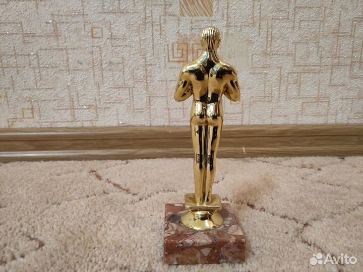 Статуэтка Оскар