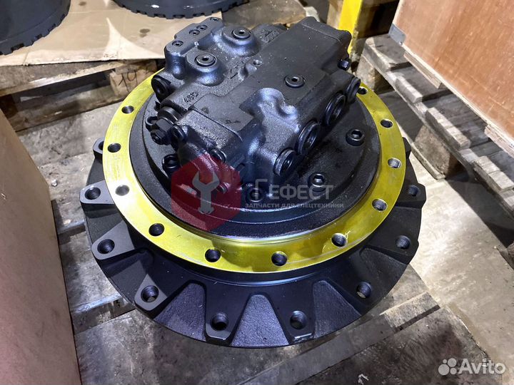 Бортовой редуктор Hitachi ZX160 4447928