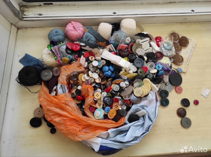 Нитки пуговицы фурнитура для одежды