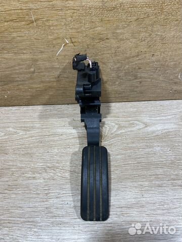 Педаль газа Renault Megane 3 301093
