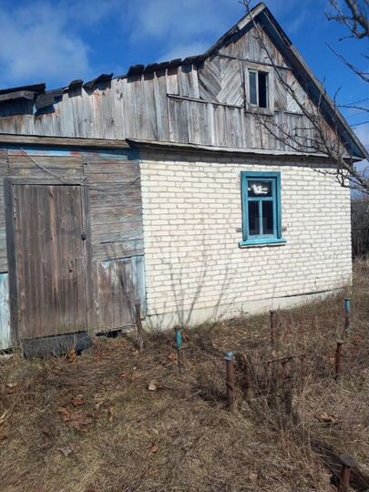 Дача 15 м² на участке 6 сот.