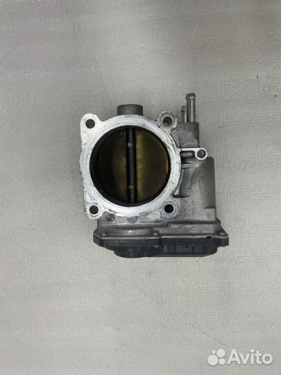 Дроссельная заслонка Toyota Camry V50/V55 2grfe