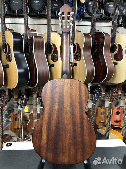 Классическая гитара 4/4 с чехлом, Parkwood PC90-wb