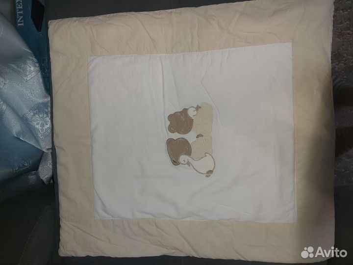 Пеленки детские и одеяло в коляску