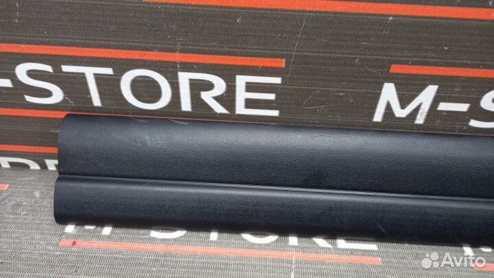 Накладка на порог салона передняя левая Bmw X3 E83