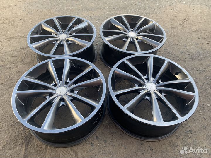 Диски литые R17 5*114.3 4шт