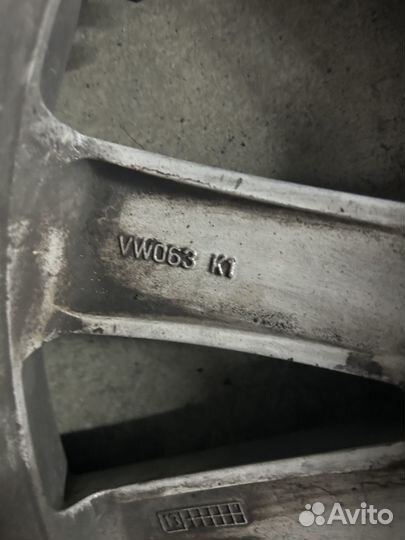 Диски оригинал фольцваген 5/130 71,6 18 ет53
