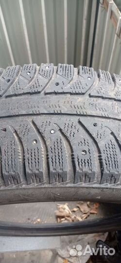 Bridgestone Ice Cruiser 7000 16/55 R16 T
