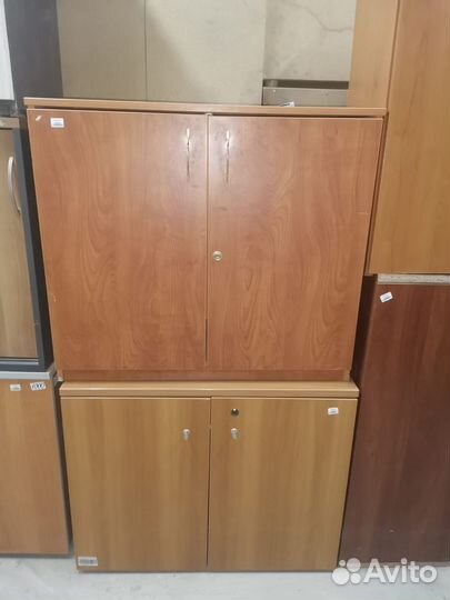 Тумба под оргтехнику