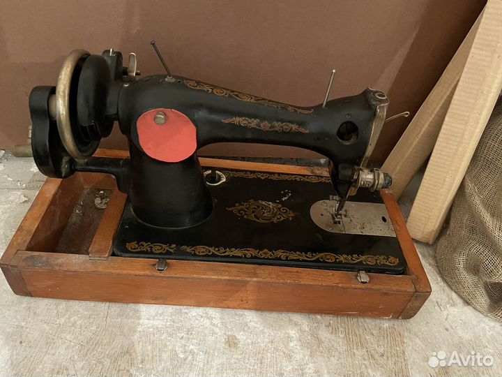 Швейная машинка