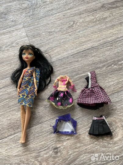 Кукла монстер хай с одеждой