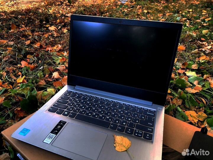 Ноутбук Lenovo i3-1115G4/8GB 14ITL05