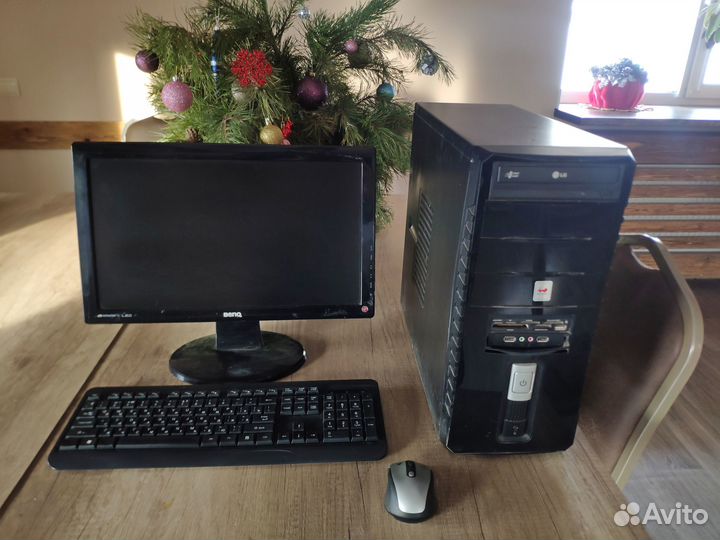 Продам офисный компьютер в комплекте бу