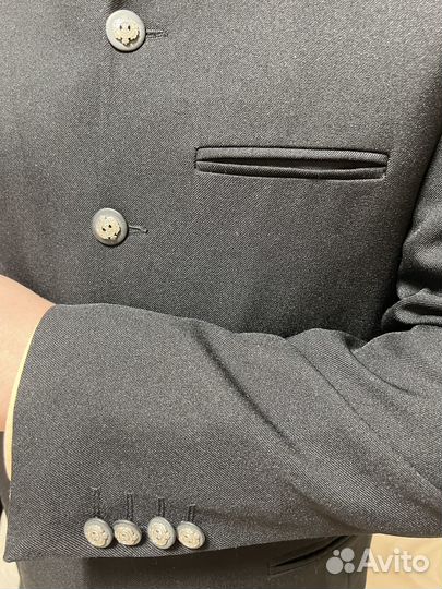 Стильный мужской пиджак