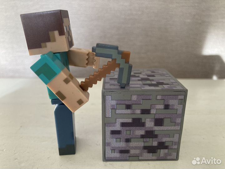 Minecraft фигурка Стив