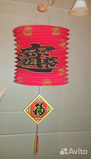 Повесной бумажный китайский фонарик красный новый