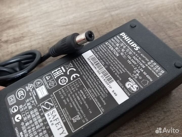 Блок питания Philips adpc1936 19V 2A Оригинал