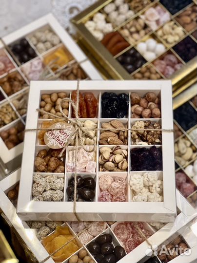 Ноаогодние наборы из Орехов сухофруктов сладостей