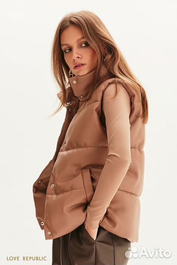 Жилетка стеганая из экокожи