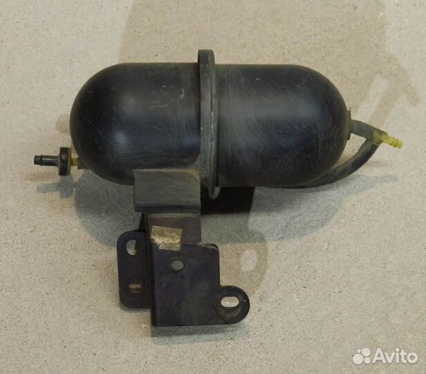 Ресивер воздушный Ford Escape 1