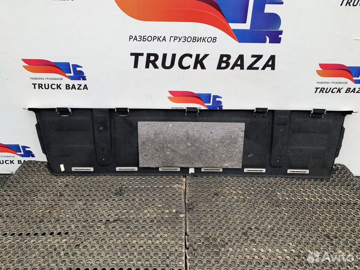 Обшивка салона задняя верхняя Volvo FH