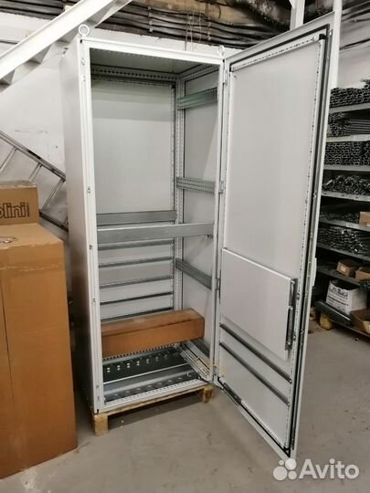 Производим в РФ Шкафы/Пульты Риттал Rittal