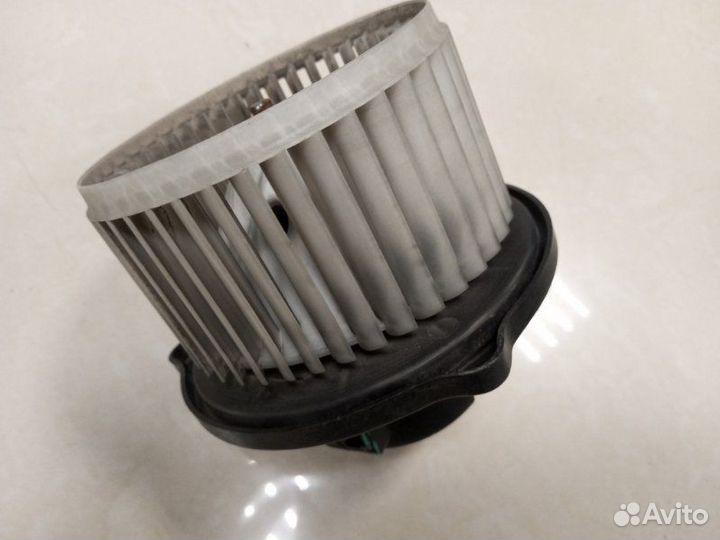 Мотор печки Geely Mk седан MR479QA 2013