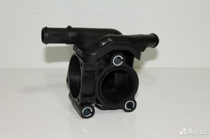 Корпус термостата Форд Фокус 1