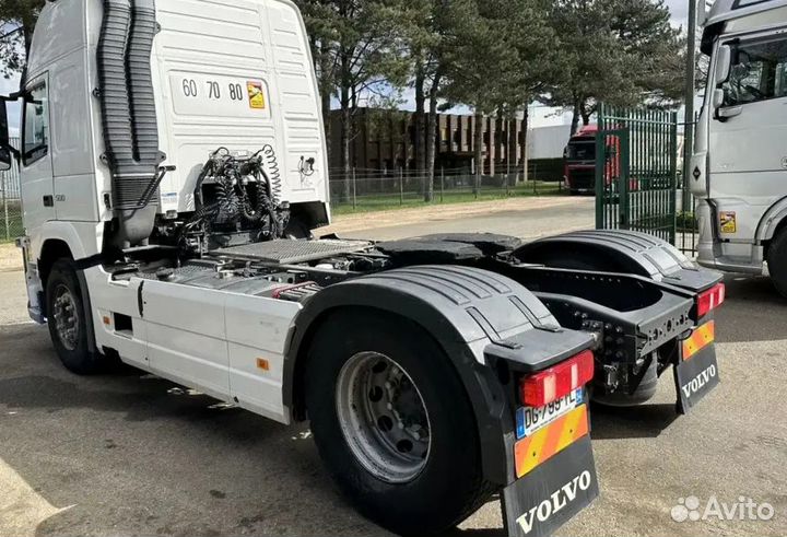 Pазбираем грузовик Volvo FM с 2013