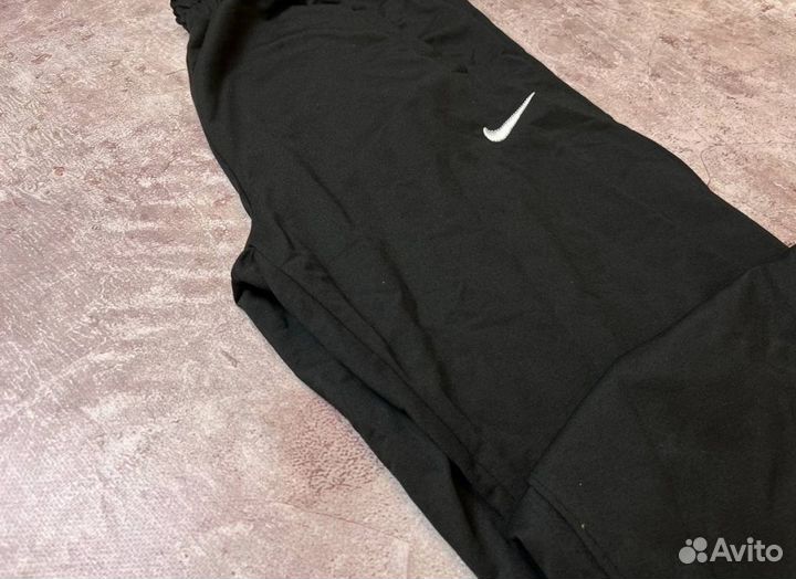 Спортивные костюмы Nike долговечные