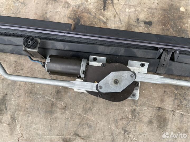 Шторка заднего стекла для BMW E38