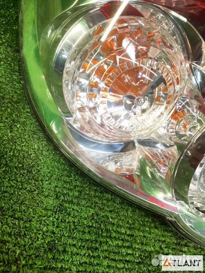 Фонарь задний левый subaru impreza