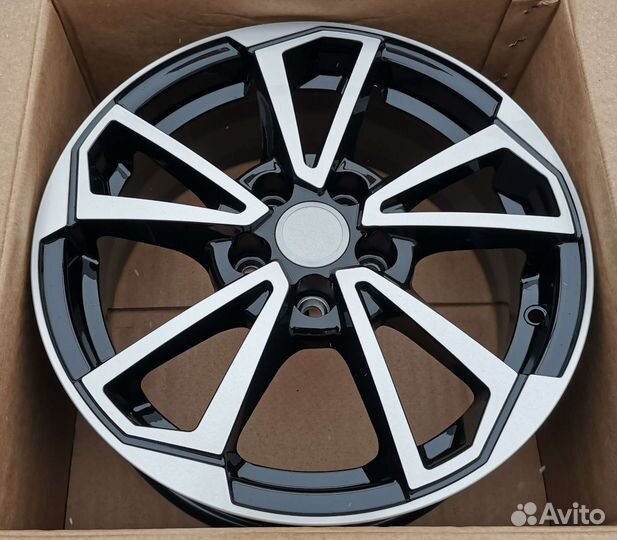 Skoda Rapid, VW Polo R15 новые