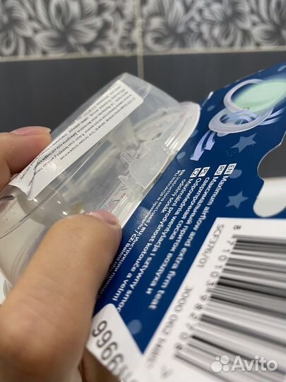 Пустышка avent 18мес+ ultra air night