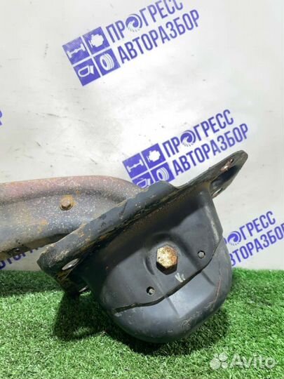 Рычаг подвески задний левый Audi A3 хэтчбек 2.0