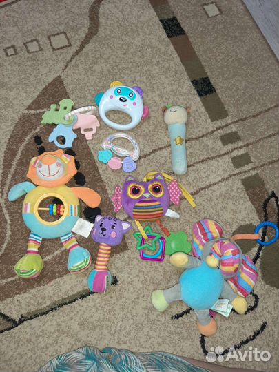 Игрушки развивашки, погремушки