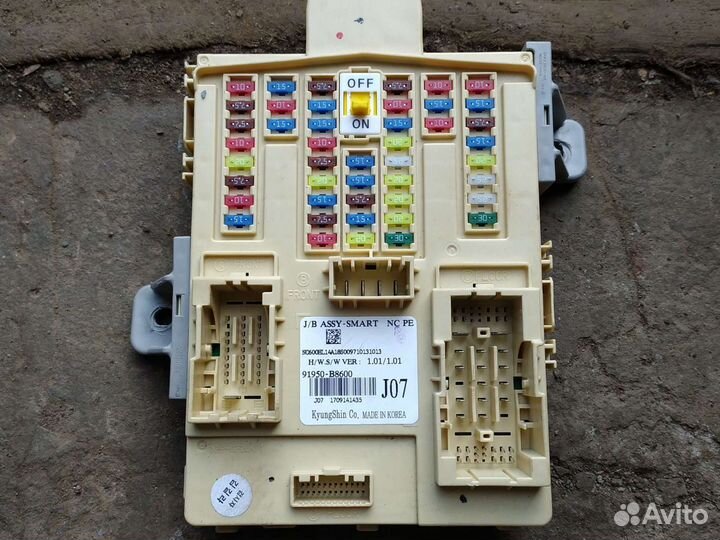 Блок предохранителей hyundai grand santa fe 2018 г