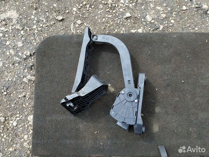 Педаль газа hyundai grand santa fe 2,2 crdi 2018 г