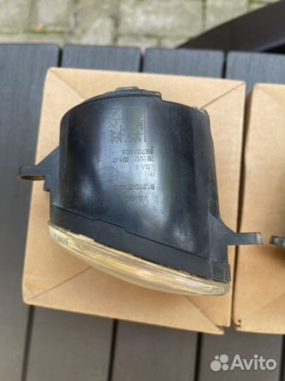 Продаю Противотуманные фары Тойота Камри кузов 50