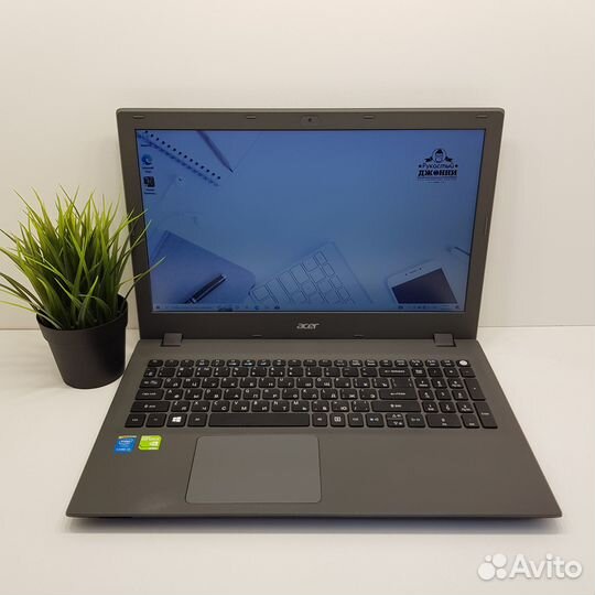 Ноутбук Acer Aspire E5-573 i3/8GB/940M/HDD 500GB