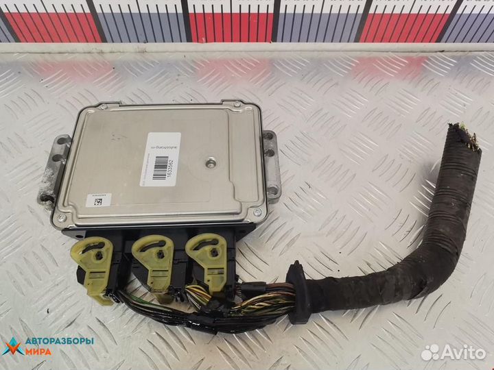 Блок управления двигателем Volvo C30 2009 36000595