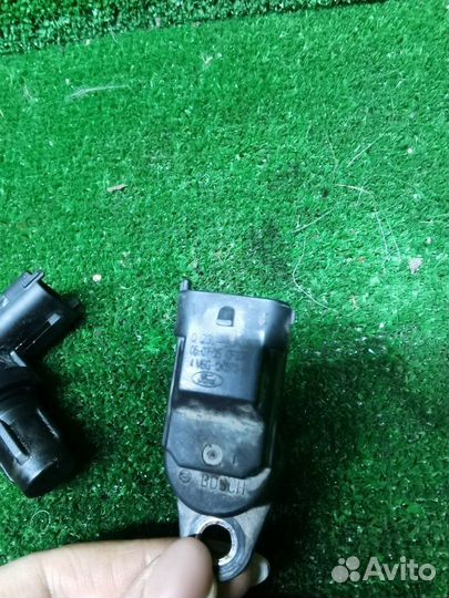 Датчик распредвала Ford Focus 2 1.6Л 115 Л.С