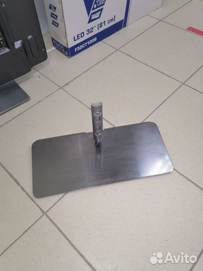 Платы к телевизорам, сняты с рабочих (разбитых) тв