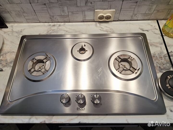 Газовая варочная панель 3 конфорки